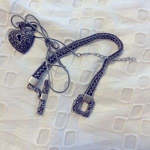 Bundle necklace and bracelet, silver,